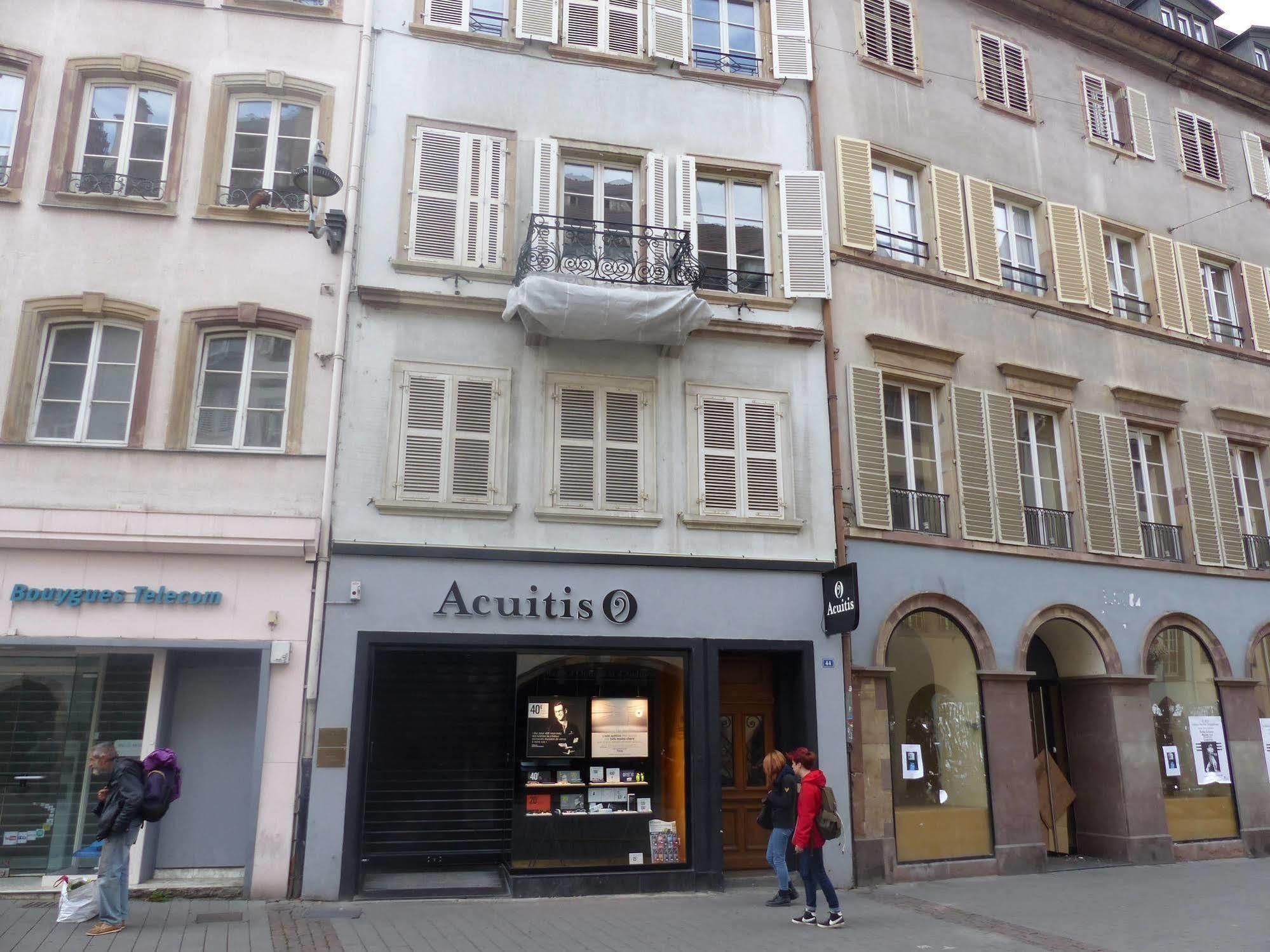 70 M² Strasbourg Appart City Center Apartment Exterior photo